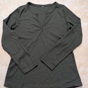 Women's Green Henley T-shirt - Small